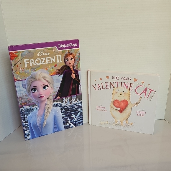 Disney Frozen II and Valentine Cat Books - Picture 1 of 9